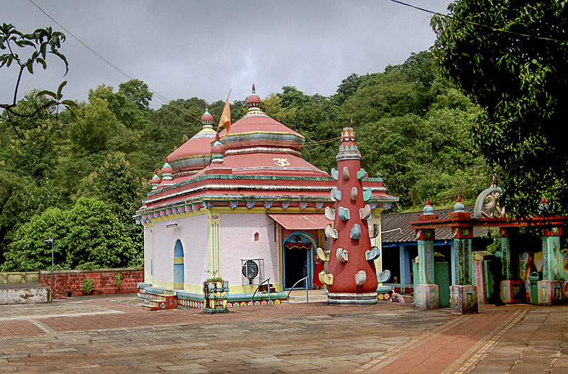 hedvi-ganesh-temple